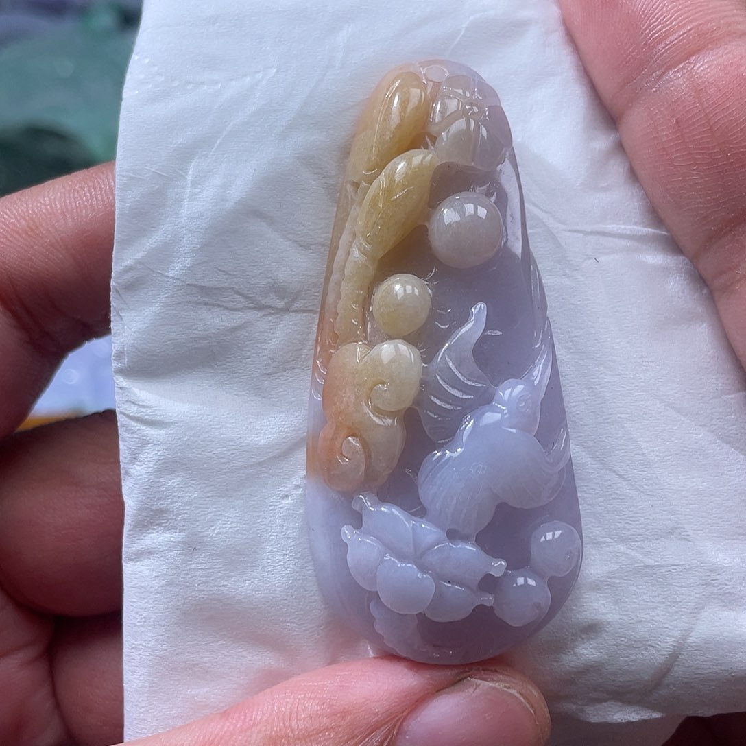 翡翠未镶嵌颈饰翡玉缘翡翠