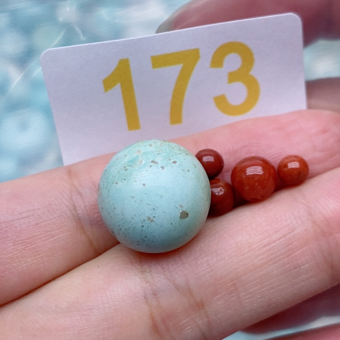 南红玛瑙未镶嵌珠宝奇石