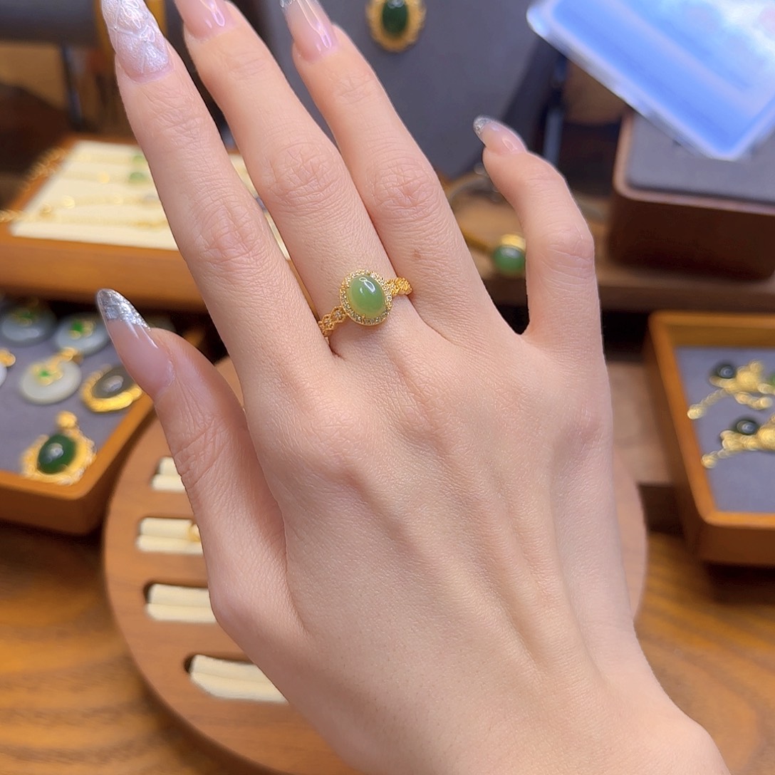 和田玉戒指银S925镀金镶嵌