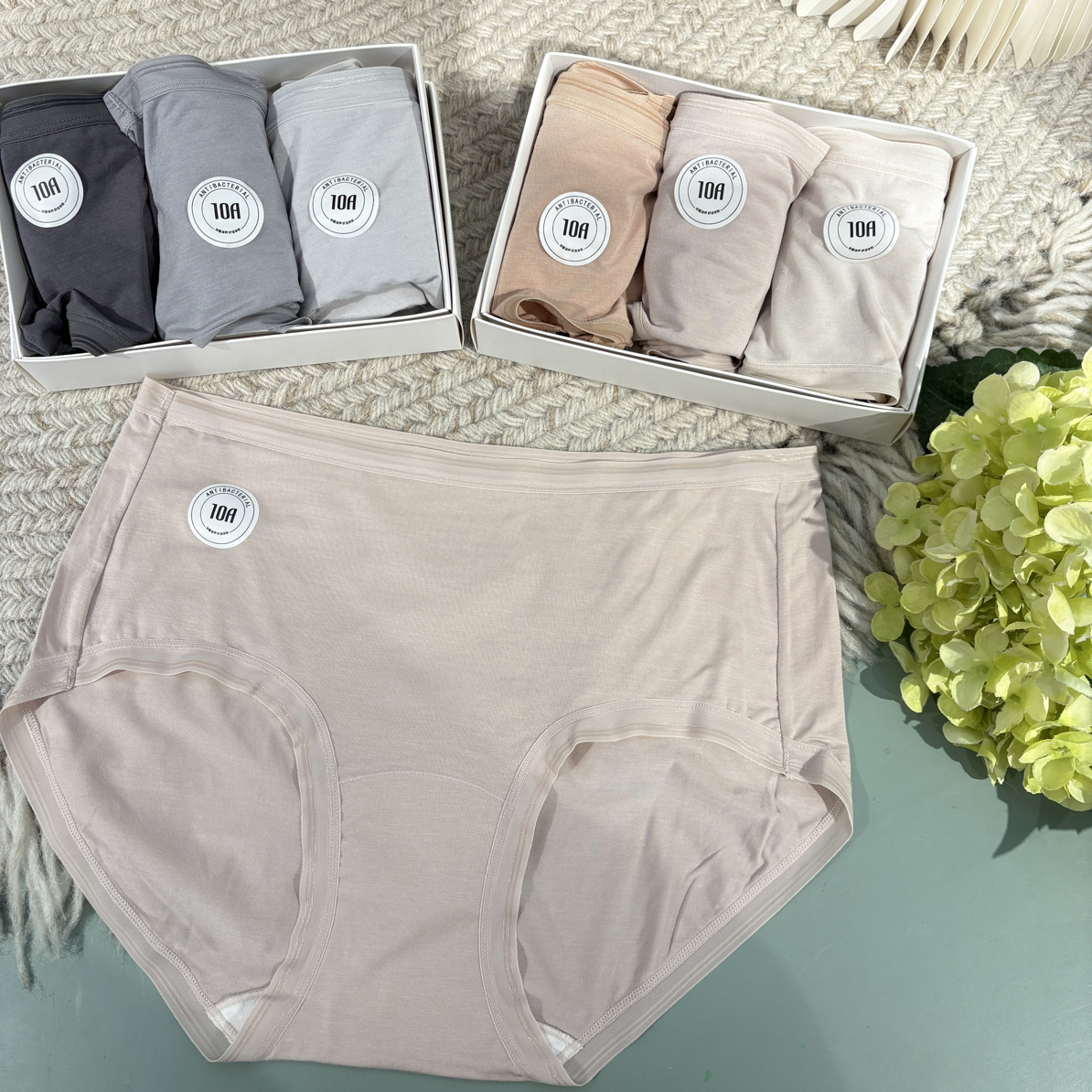 蚕丝加长档，中腰高弹力极简透气莫代尔大包臀无痕女士内裤