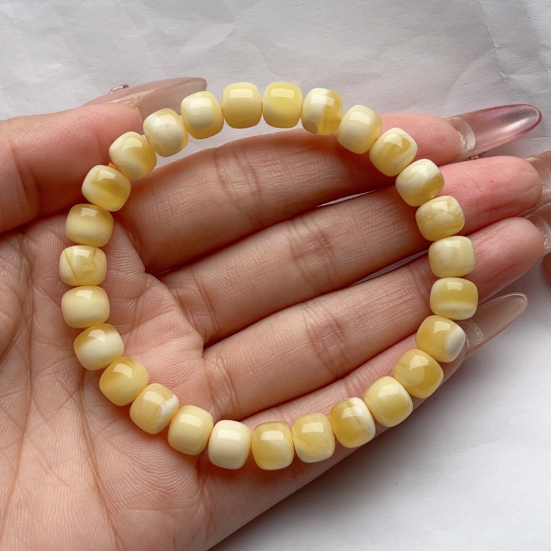 蜜蜡裸石未镶嵌蜜蜡老型手串 思思