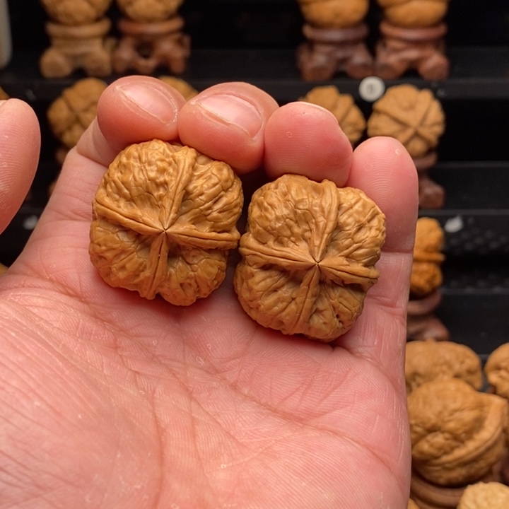 乱***糟把件文玩核桃…………………………