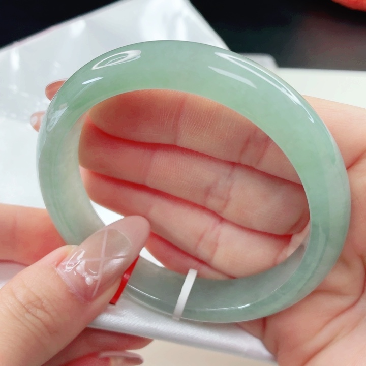 翡翠未镶嵌手镯58x482