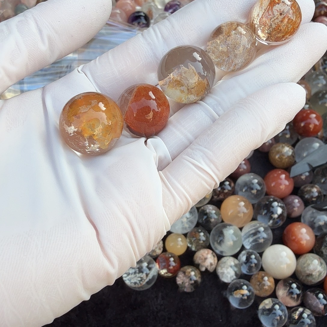 P***尼未镶嵌水晶珠宝半成品矿14/17/16mm定制不退换