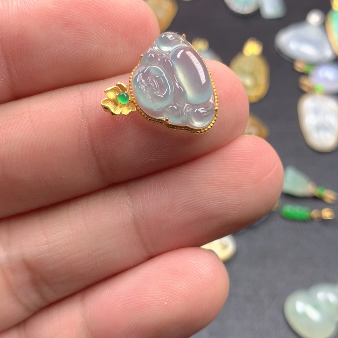 【闪购商品】颈饰18K金镶嵌翡翠翡翠