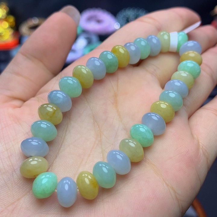 翡翠手链未镶嵌翡翠