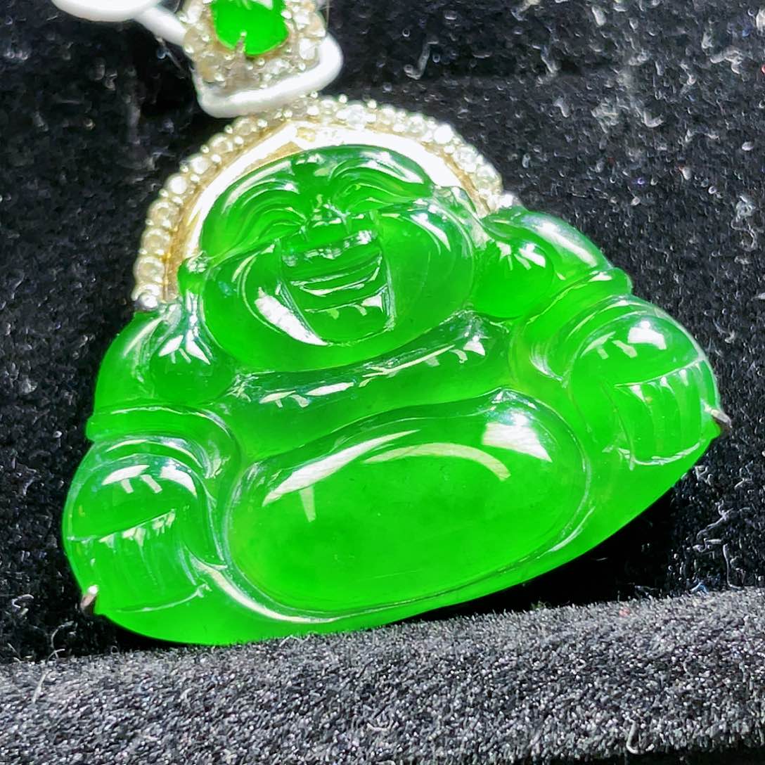 翡翠颈饰未镶嵌35，