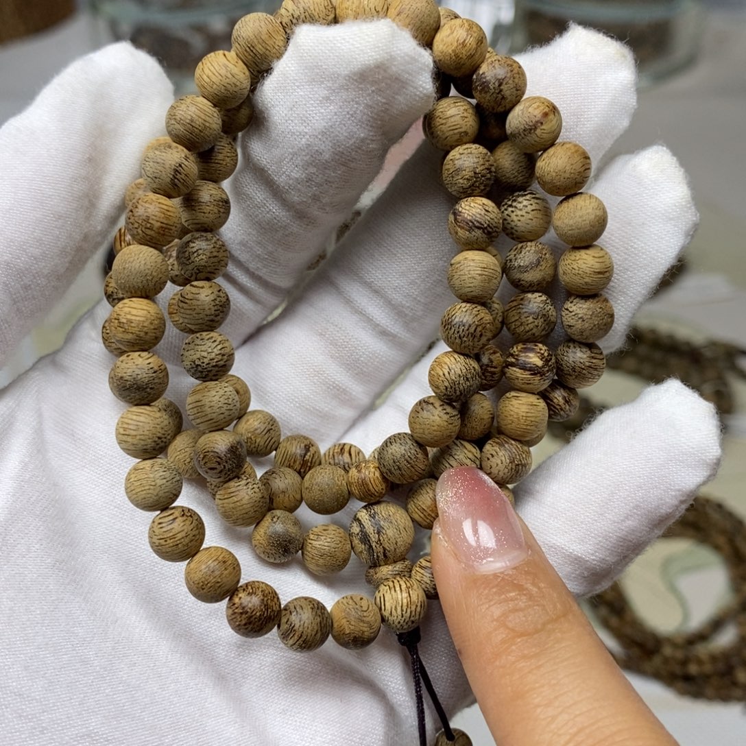 沉香碎屑沉香东马 07多 13.8克