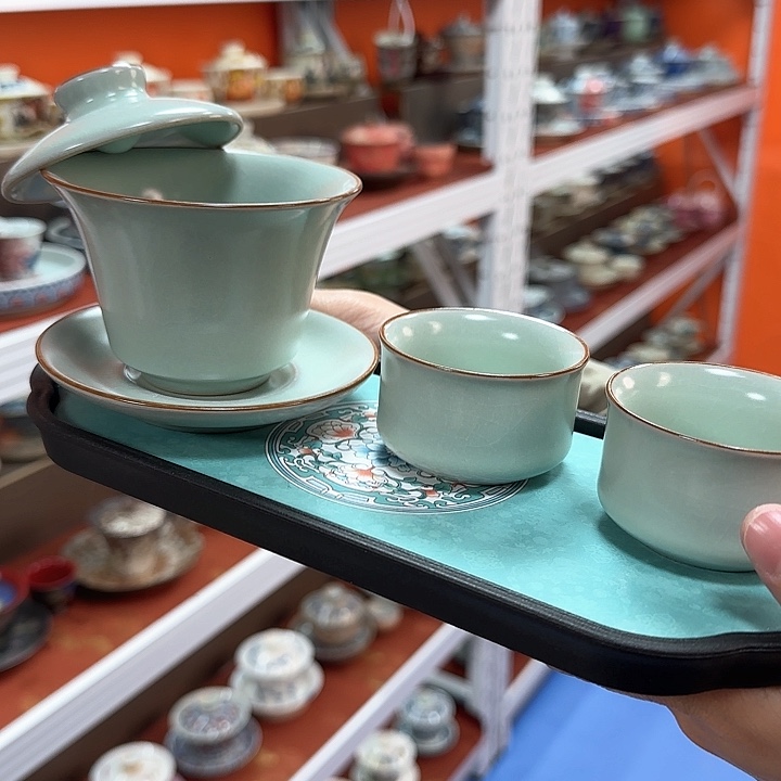 瓷片你们先睡啊明天就