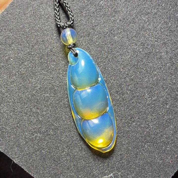 琥珀未镶嵌珠宝奇石福豆