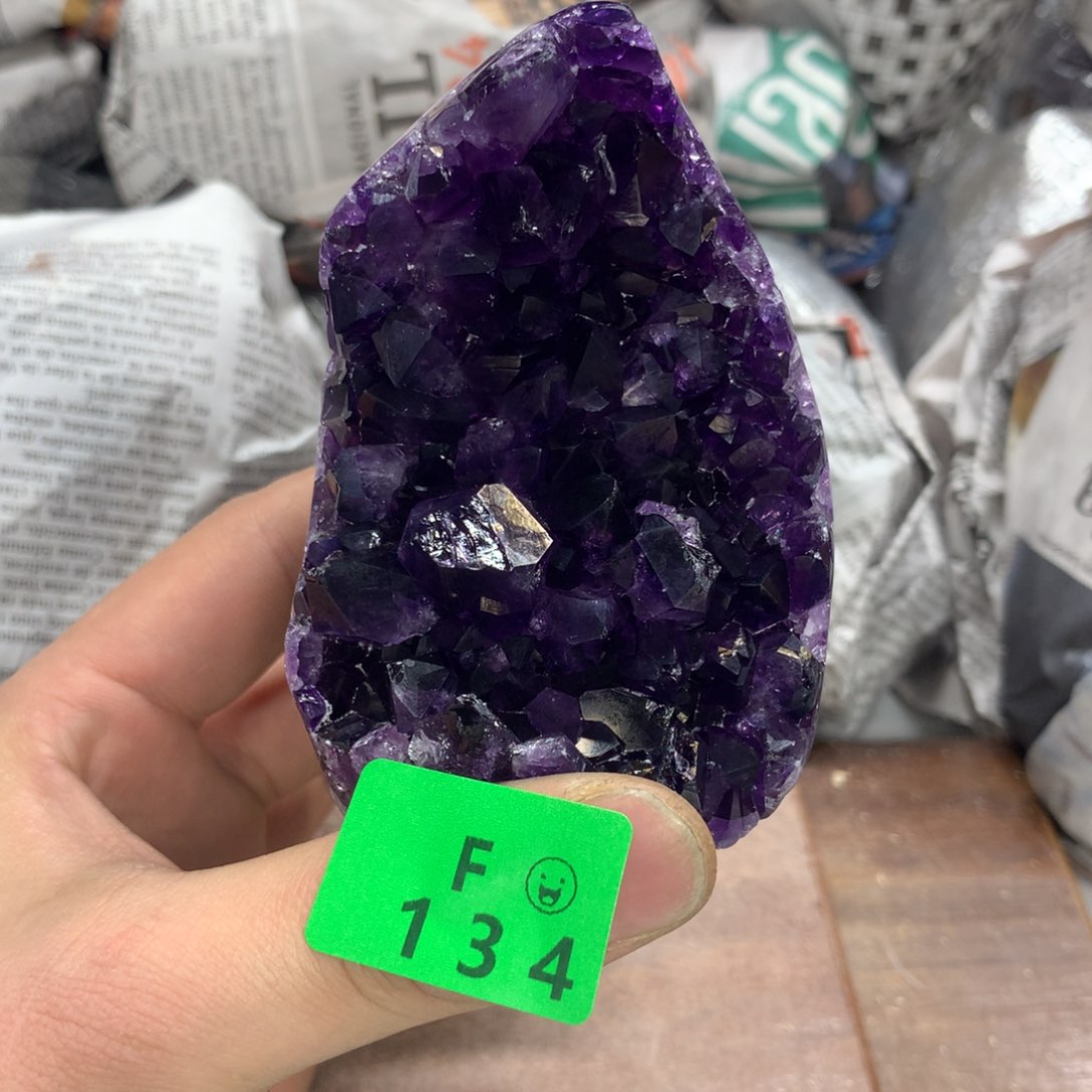 紫晶大型摆件（非配饰）未镶嵌