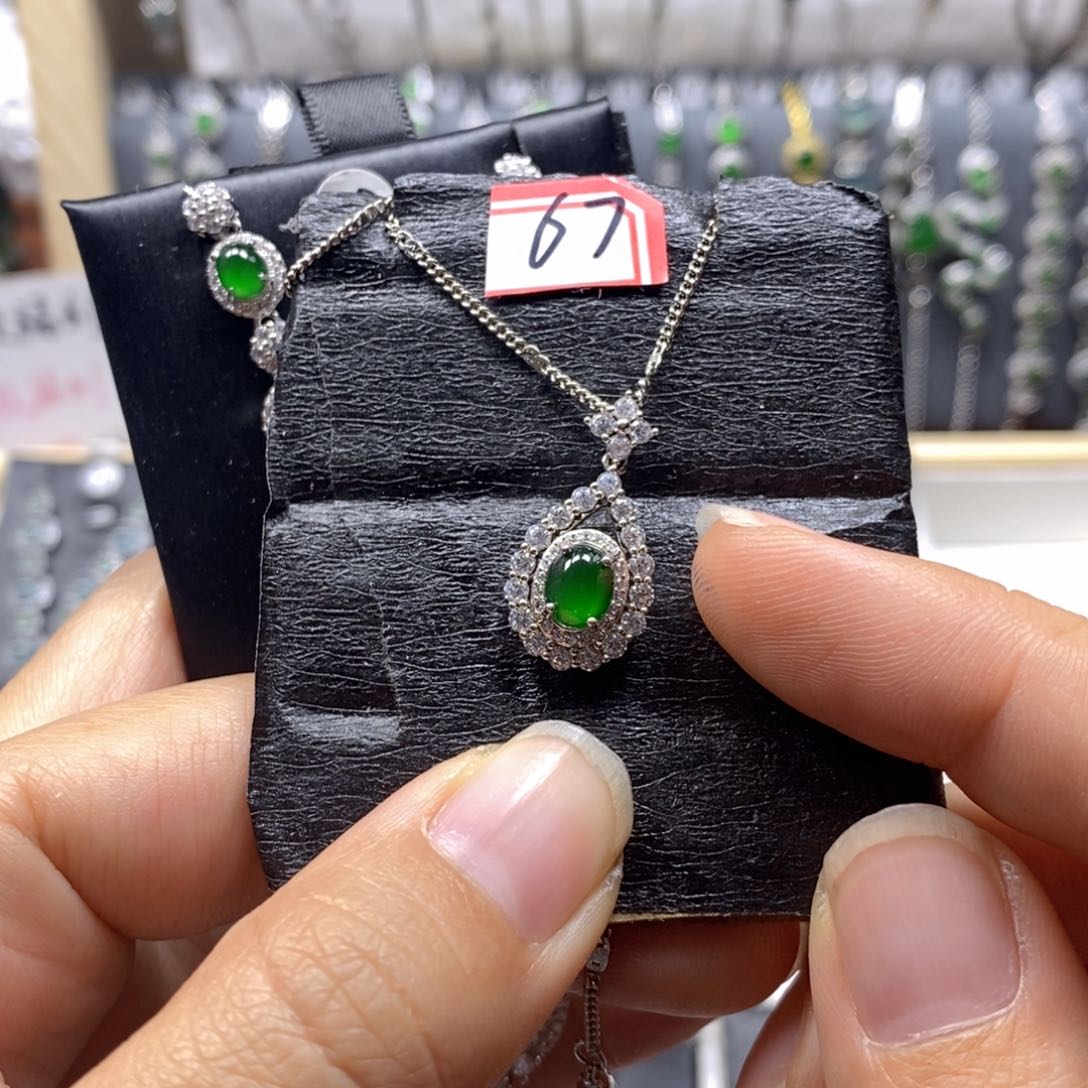 翡翠颈饰银S925镶嵌67号