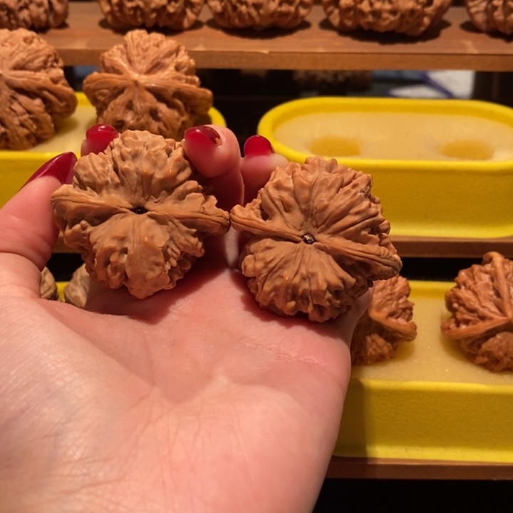 叁***J文玩核桃吊坠官帽