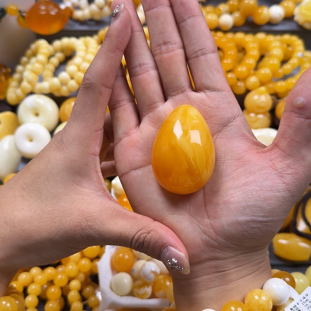 蜜蜡珠宝奇石未镶嵌水滴