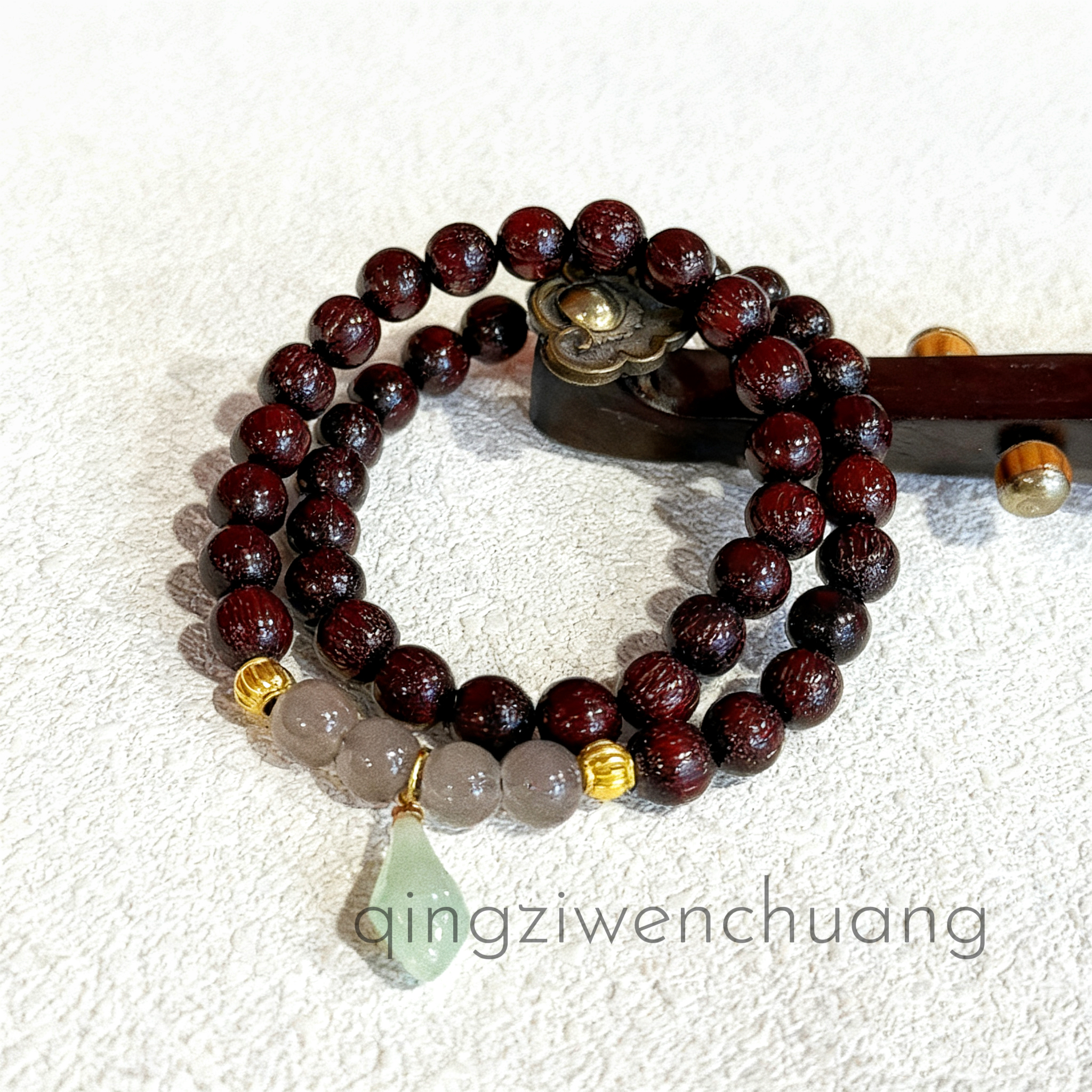 DA 1145-小叶紫檀带浅灰隔珠（无礼盒）