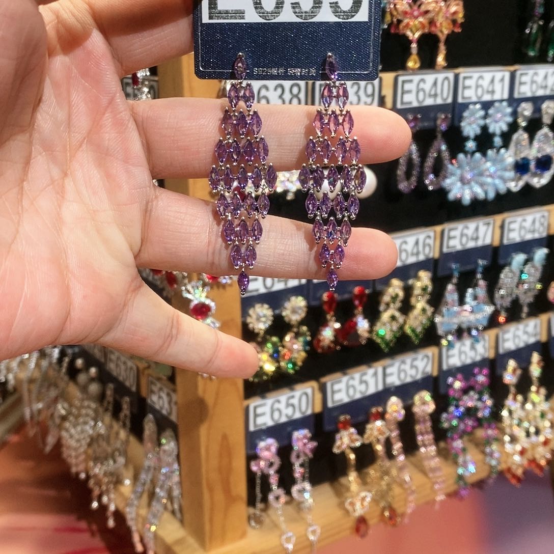 【闪购商品】纯铜925银锆石?***婆