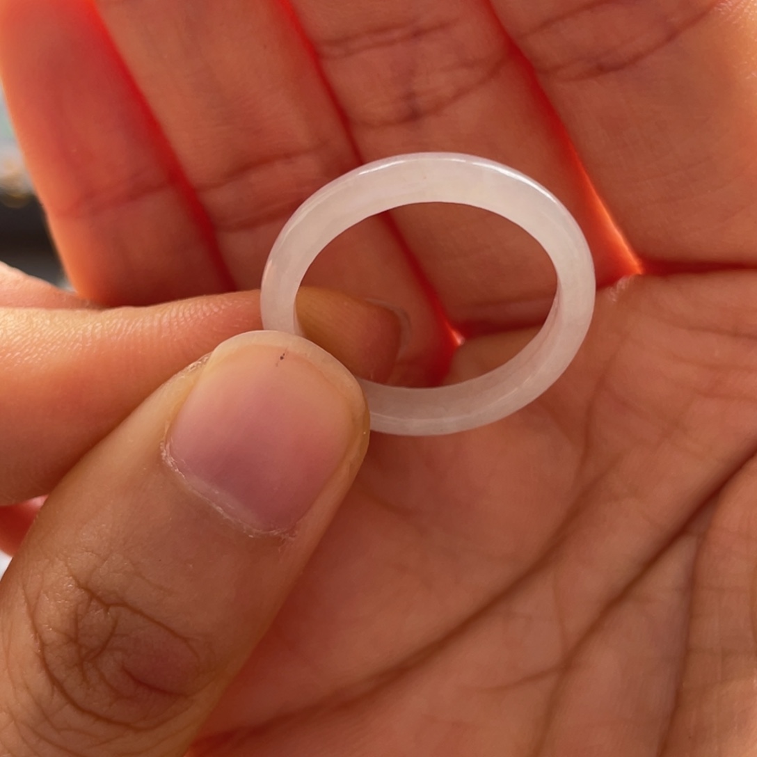 翡翠颈饰未镶嵌19.0直径