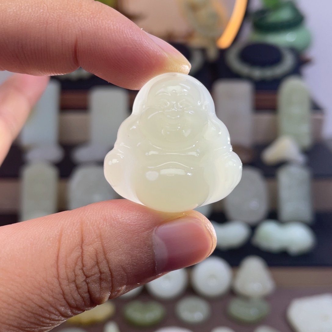 颈饰未镶嵌和田玉