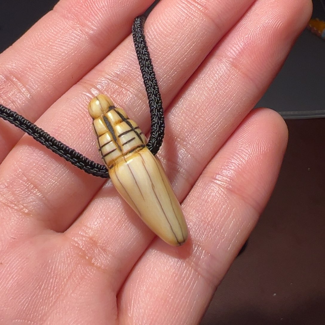 琼***།琉璃吊坠（不含链）