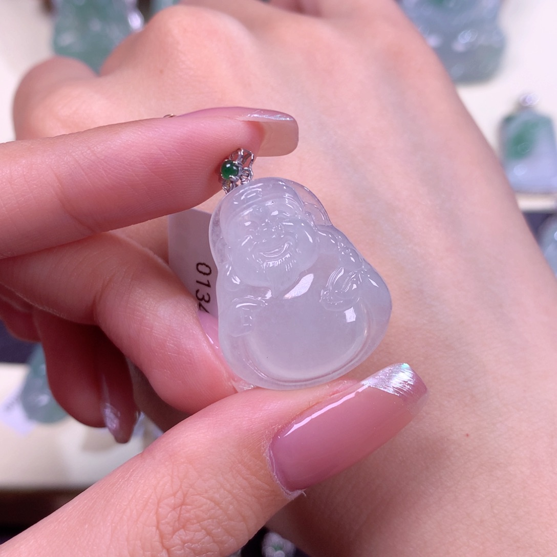 翡翠颈饰18K金镶嵌财神