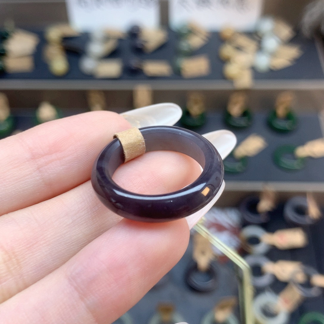 和田玉戒指未镶嵌