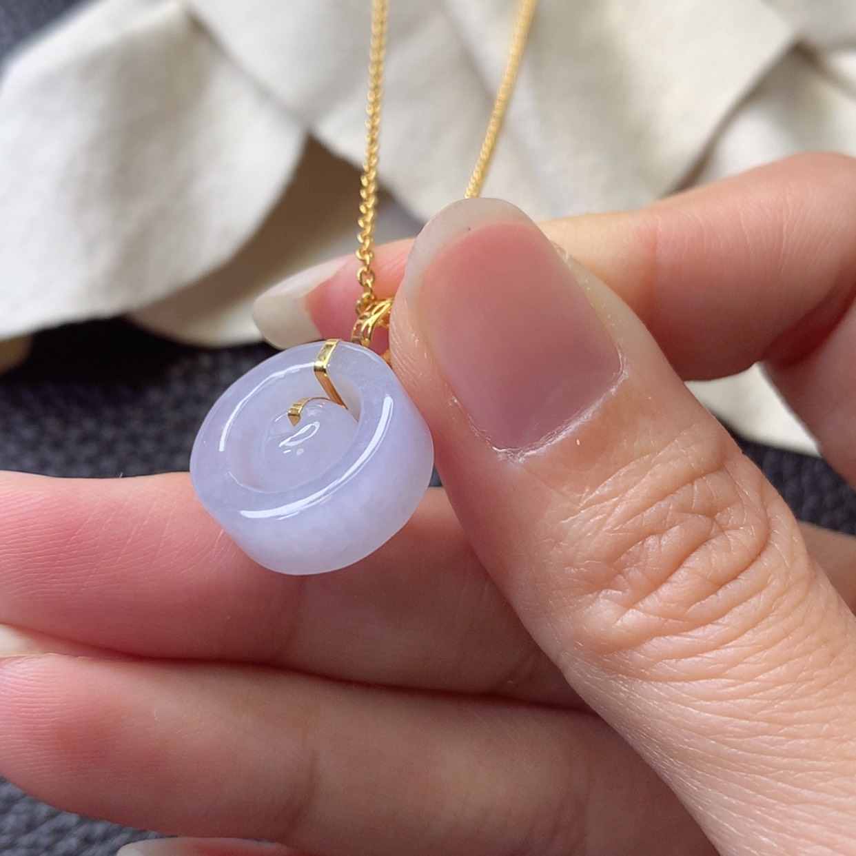 【闪购商品】吊坠(赠链)18K金镶嵌翡翠