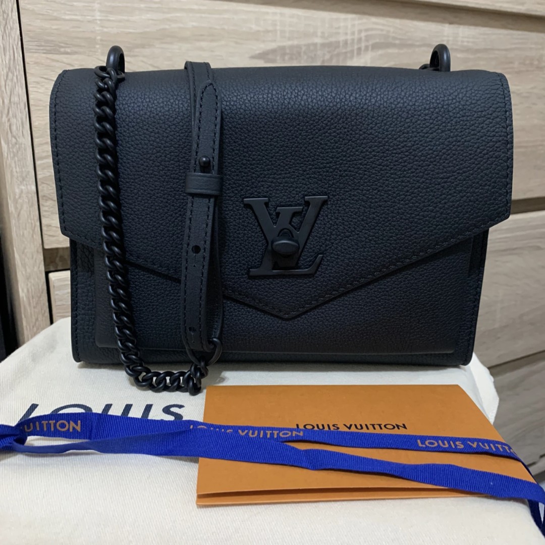 95新 LouisVuitton/路易威登 lv lockme18年  22633