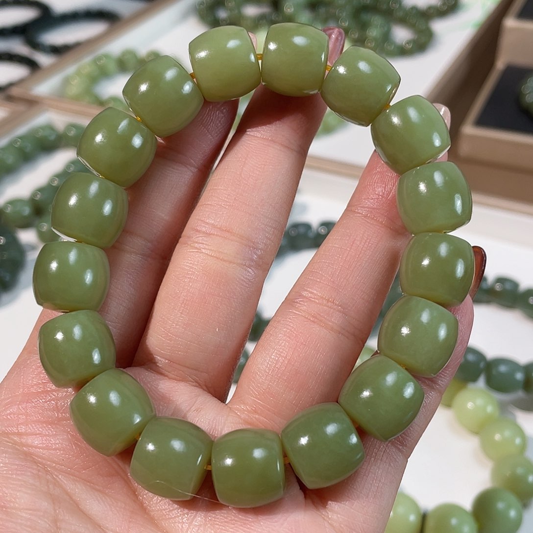 和田玉手链未镶嵌和田 青黄 13.6