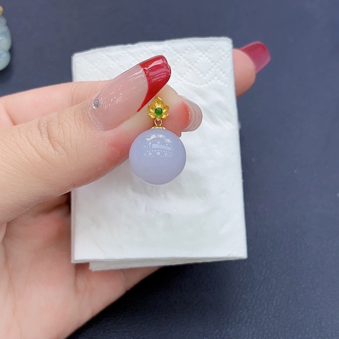 翡翠颈饰18K金镶嵌天***泪精品•珠子吊坠