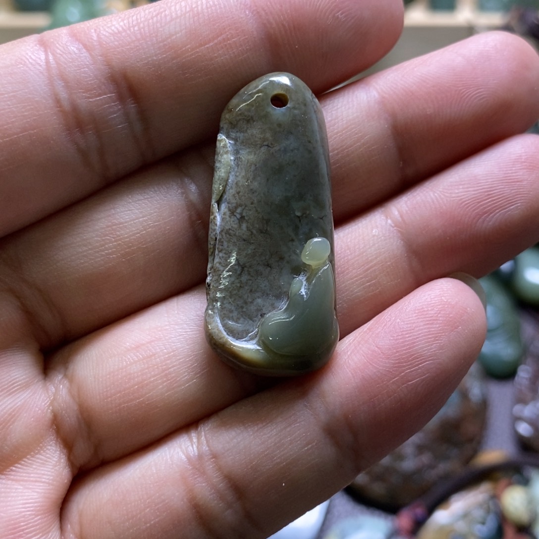 岫岩河磨玉（透闪石质玉）无未镶嵌财*到