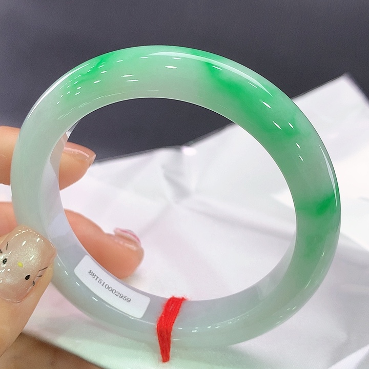 未镶嵌手镯翡翠正圈56微瑕