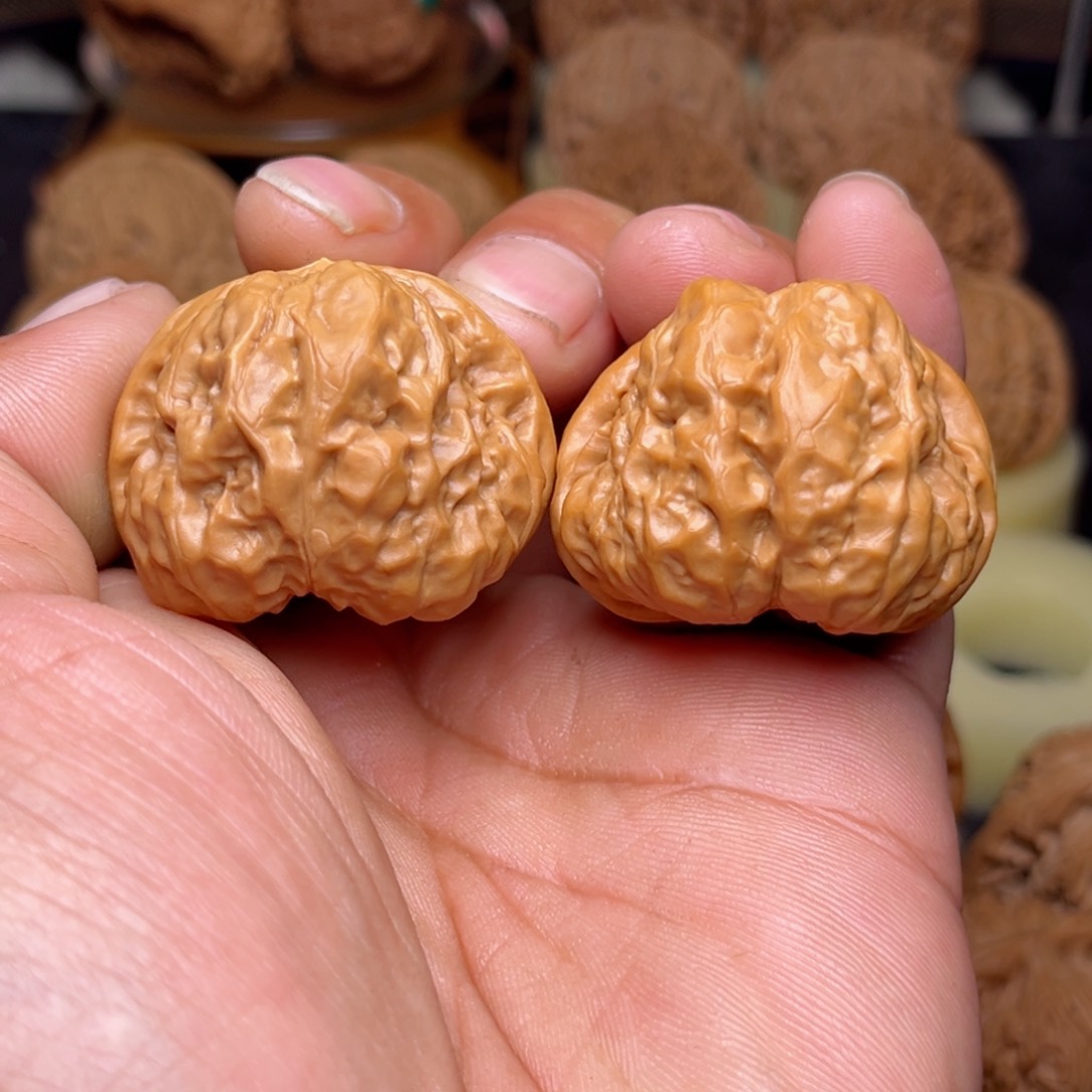 文玩核桃把件文玩核桃把件40尺蛤蟆头