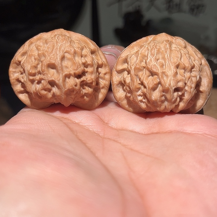 木44全品桃心宫灯。 