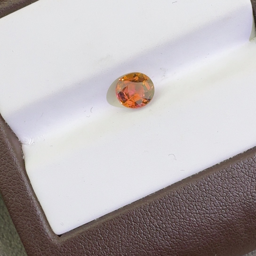 碧玺珠宝奇石未镶嵌1.03ct