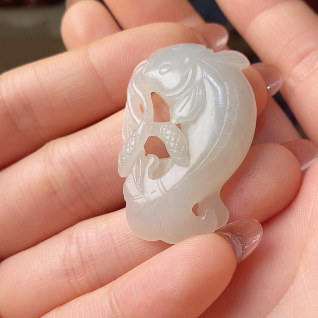 和田玉颈饰未镶嵌浴**凰