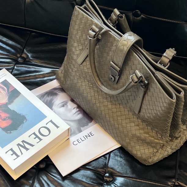 95新 BOTTEGA VENETA/葆蝶家 军绿色 大号编制罗马手提包