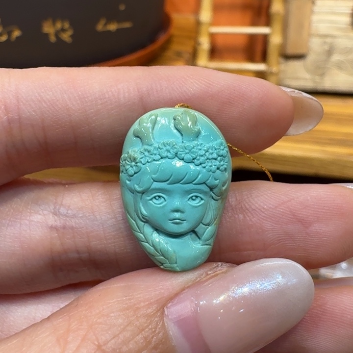 绿松石未镶嵌雕刻件