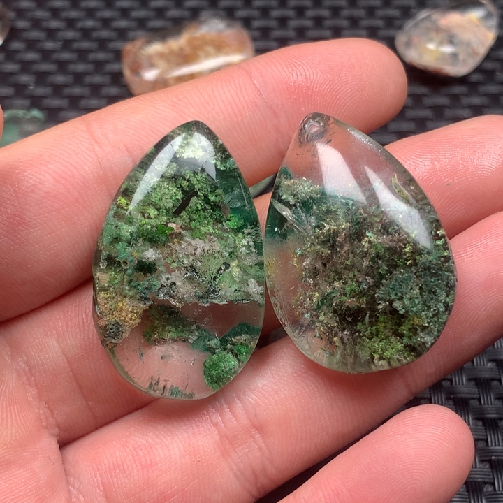 归***空水晶吊坠(不含链)未镶嵌