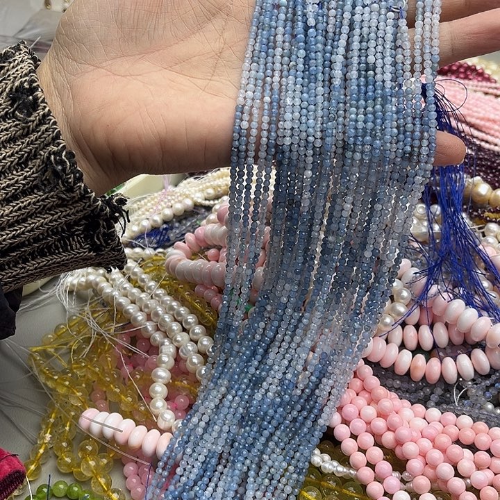 玛瑙/玉髓珠宝半成品未镶嵌一条3mn渐变海蓝宝