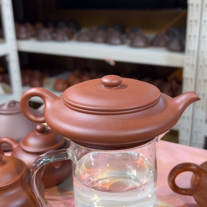 茶壶紫砂紫泥扁壶150c c