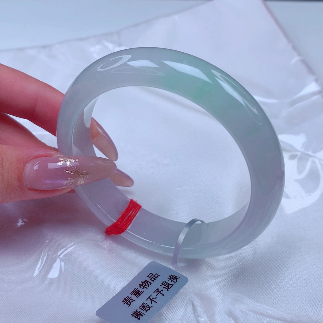 翡翠手镯未镶嵌翡翠53