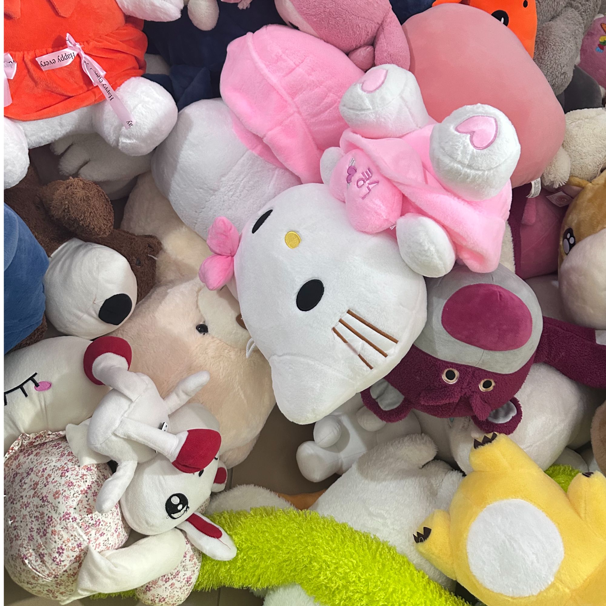 3—20毛绒公仔玩具可爱女生睡觉抱枕草莓熊星黛露（默认微瑕）