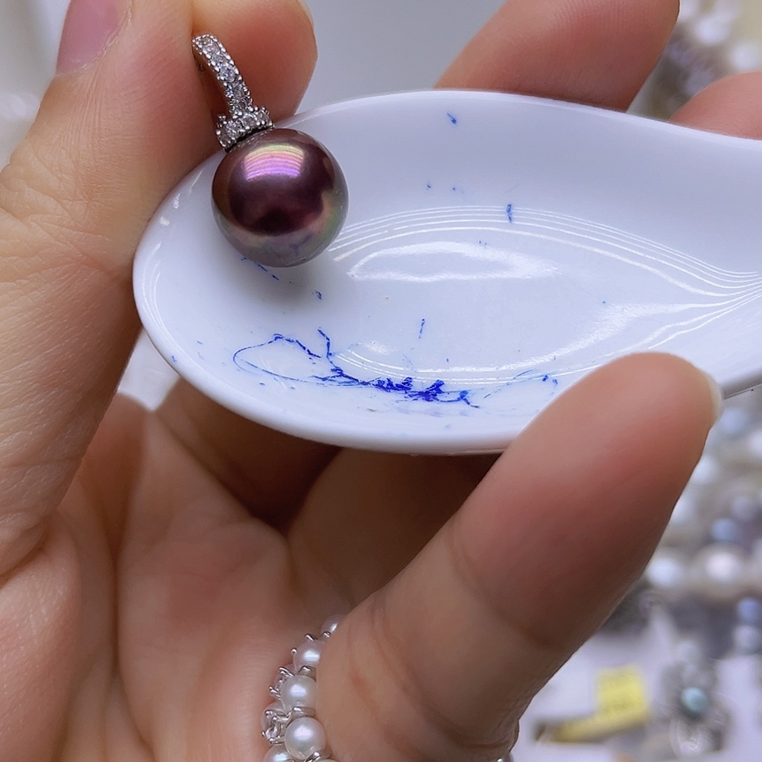 吊坠或者耳钉未镶嵌淡水珍珠