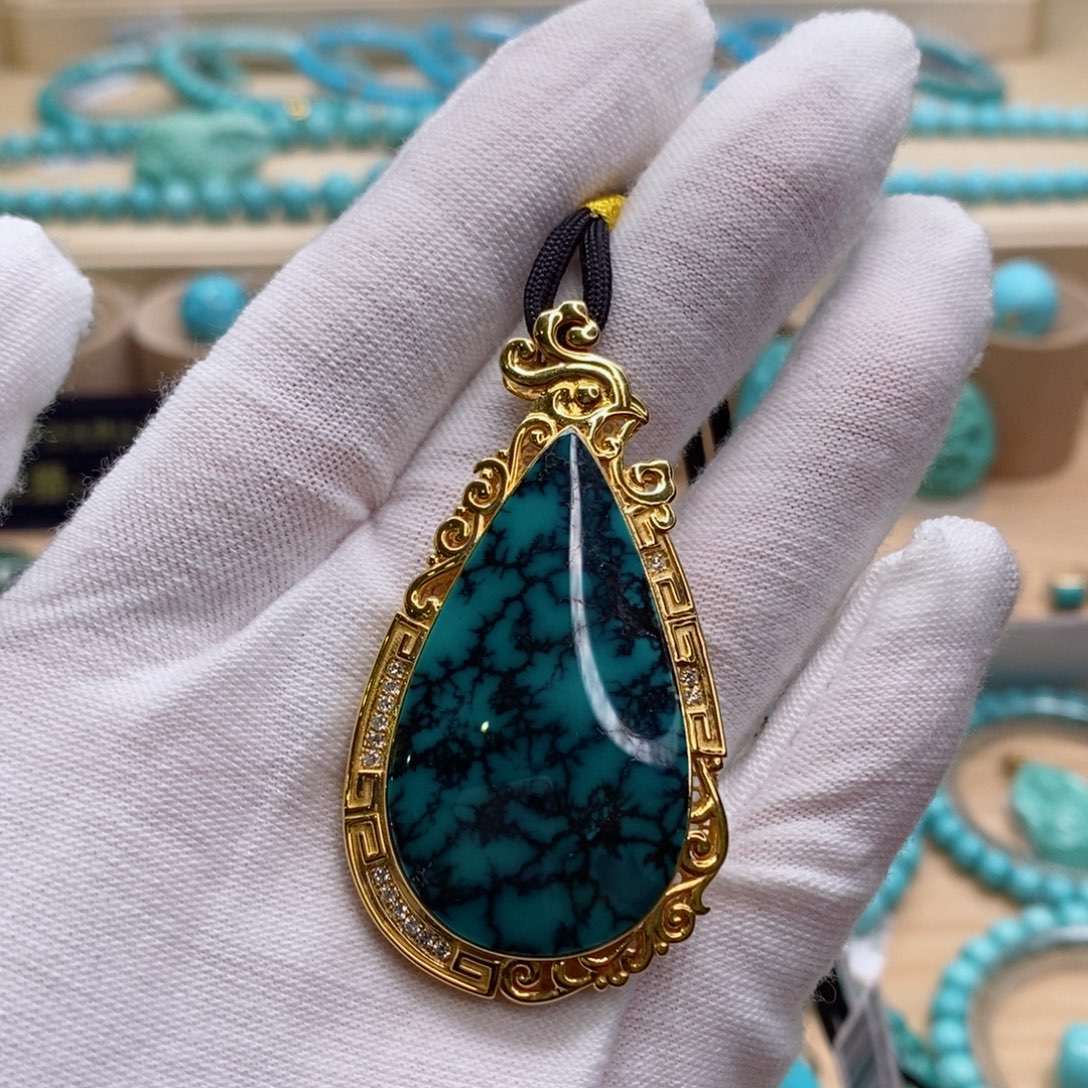 绿松石18K金镶嵌珠宝奇石