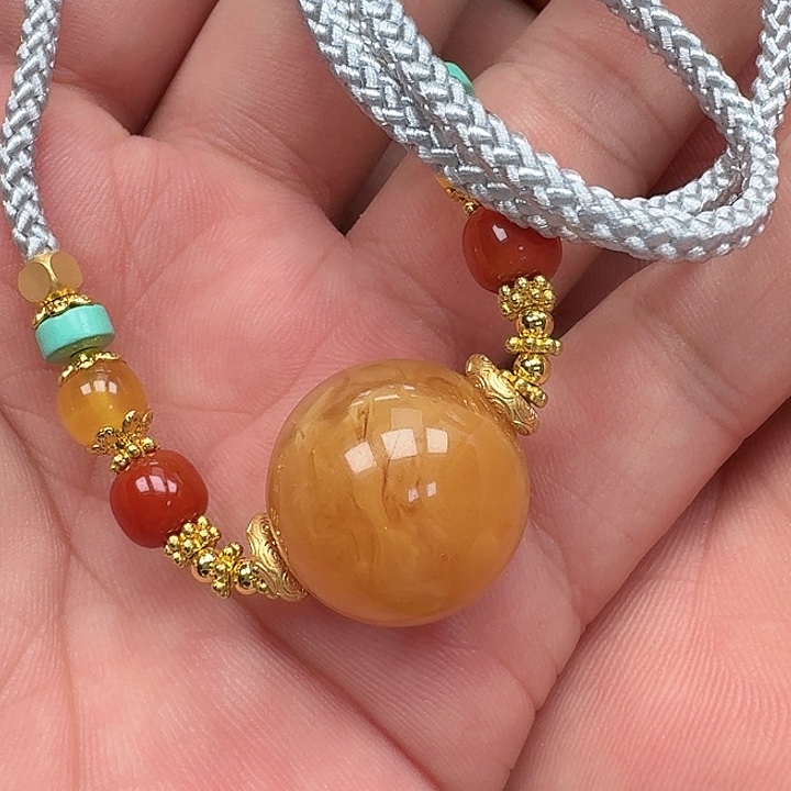 琥珀未镶嵌珠宝奇石