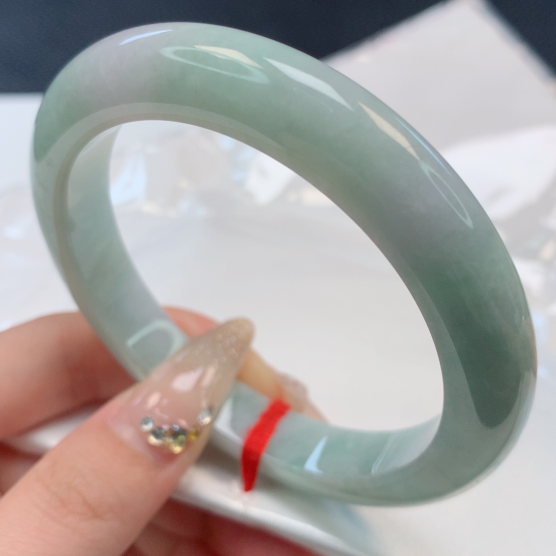 【闪购商品】翡翠手镯未镶嵌58+圈