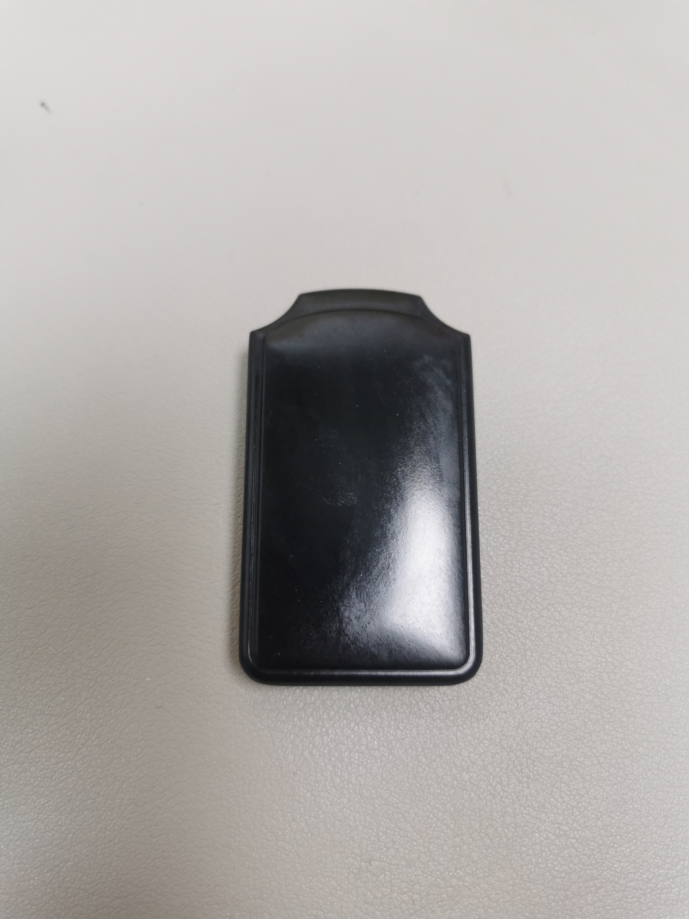 新疆和田玉墨玉35面包高羊脂毛孔