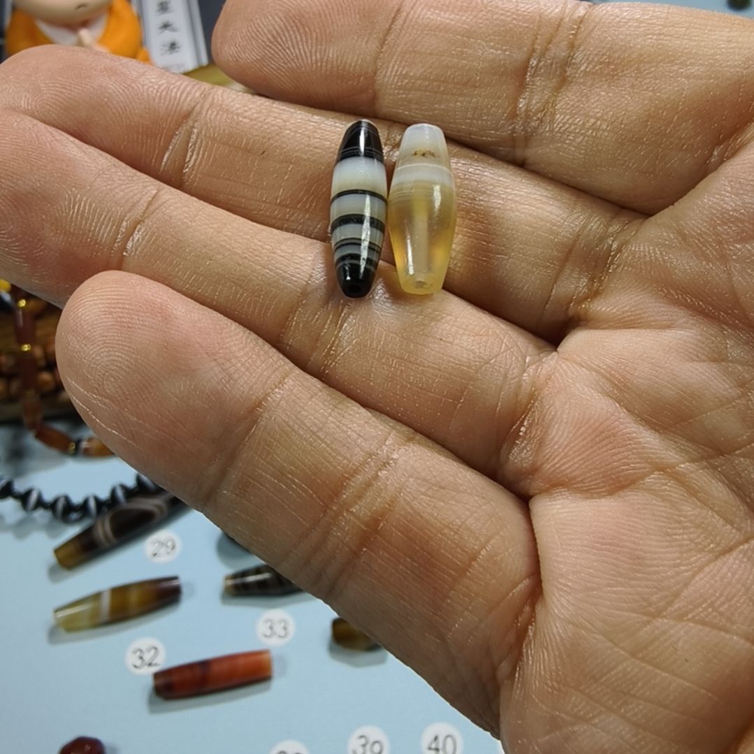 金***水玛瑙/玉髓未镶嵌桶珠