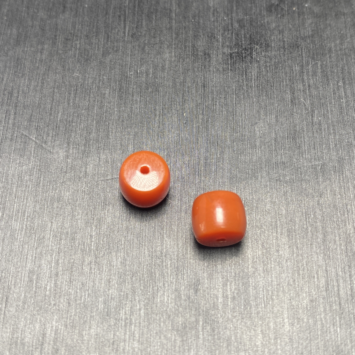 满色满肉南红精工直切对珠7*6mm