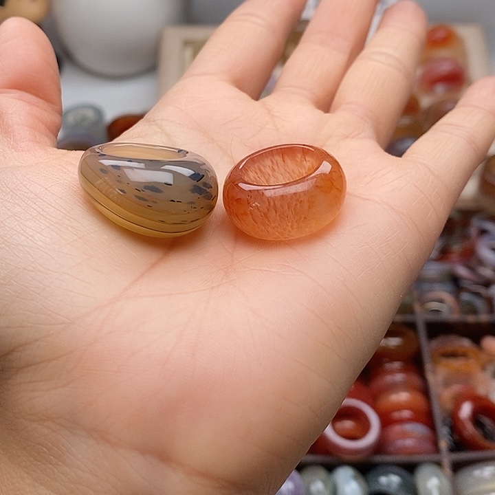 不***发玛瑙/玉髓未镶嵌戒指A10不退换两只福利